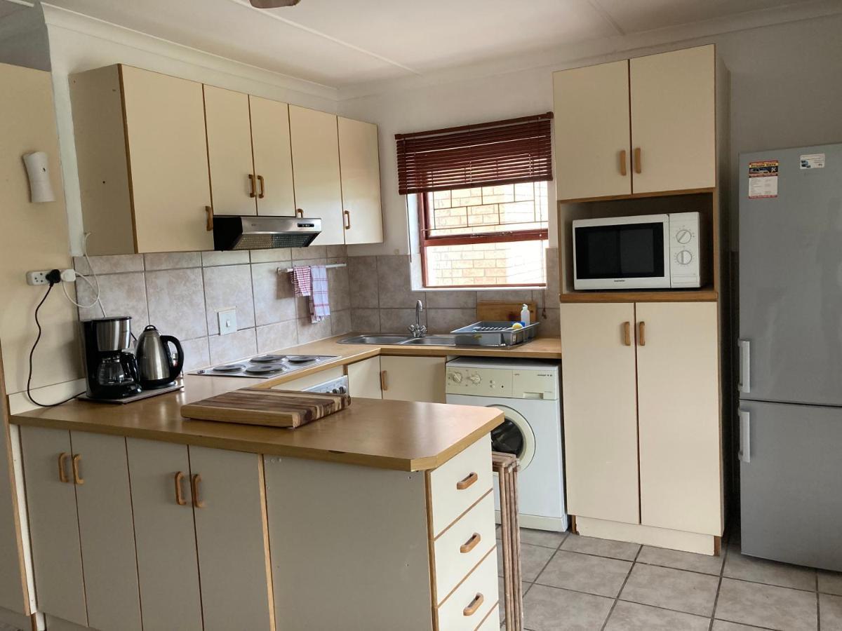 28 Kabeljauws Apartment Jeffreys Bay Exterior photo